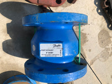 Load image into Gallery viewer, DANFOSS 2242BT FLOW CONTROL VALE 4" 402BT
